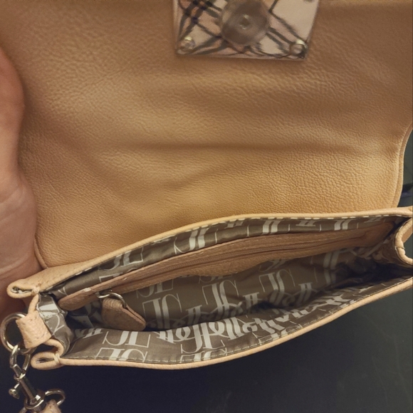 Beautiful Light Pink Genuine Letter Jennifer Lopez JLO wristlet - Picture 4 of 4